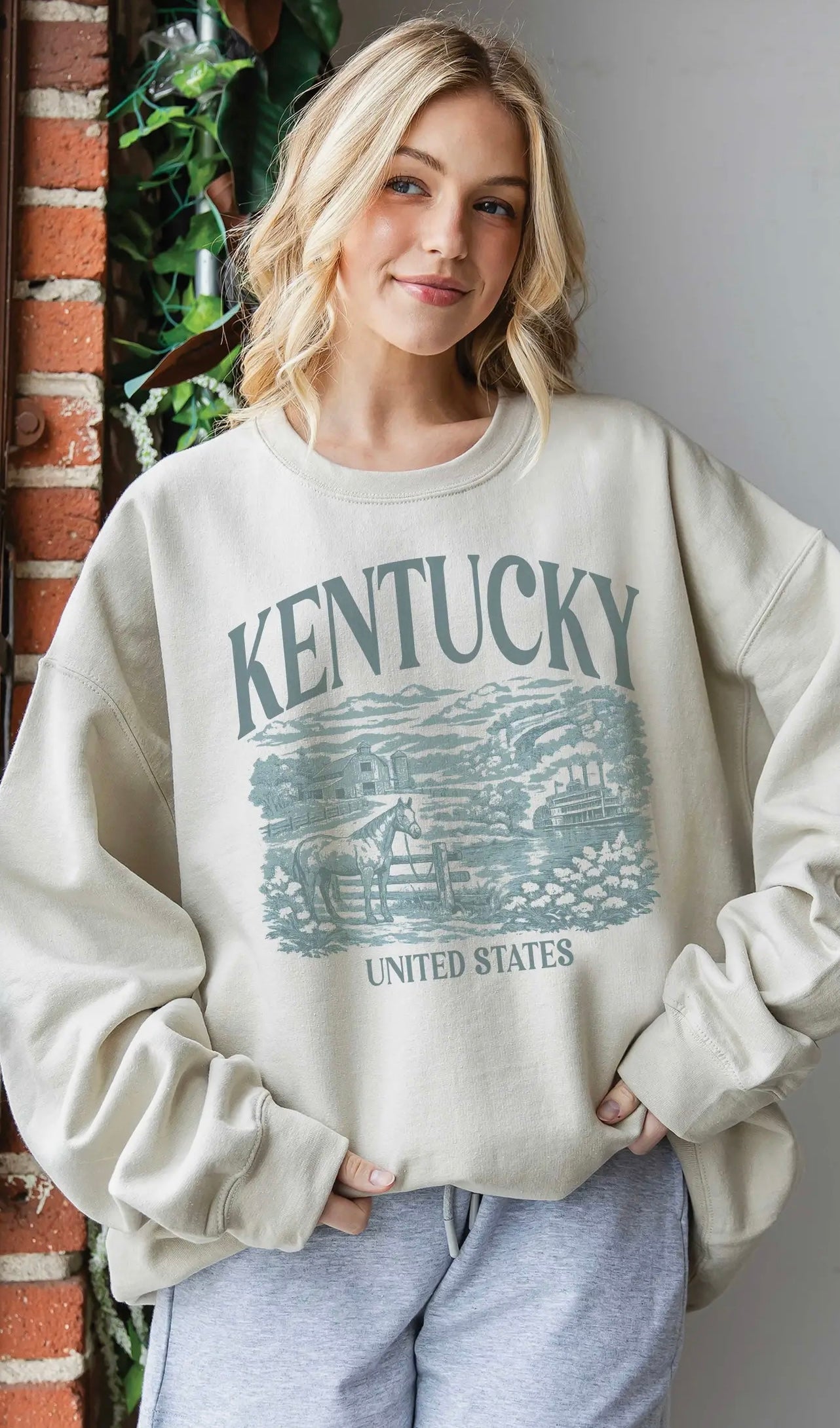 Kentucky Oversized Graphic Crew
